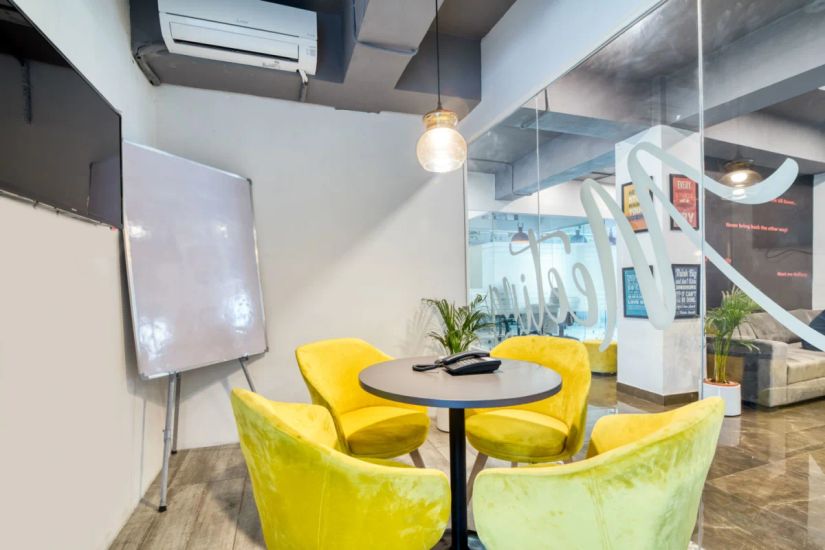 Rworkspaces Vardhman Trade Centre